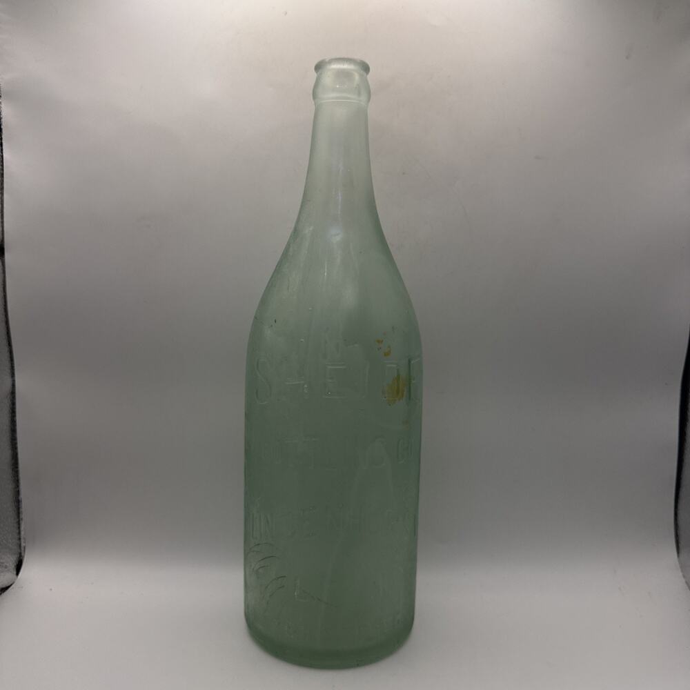 Sheide Bottling Co Soda bottle, Lindenhurst, Long Island 1 Pint 11 Oz